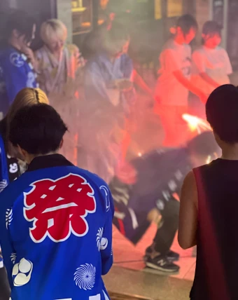 ラウンジでの交流イベント