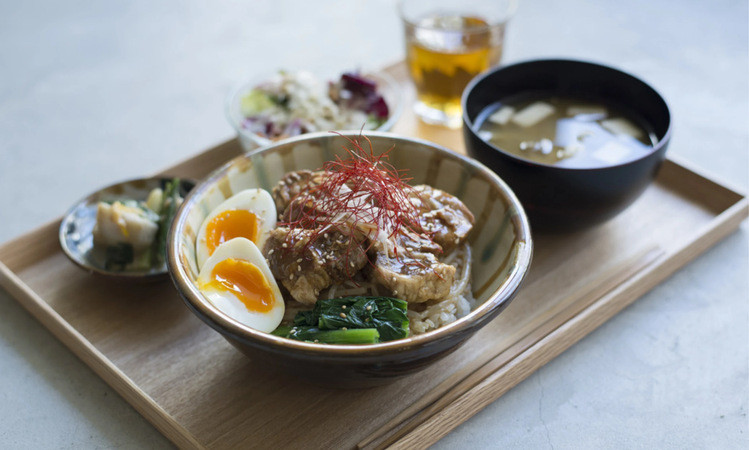 管理栄養士監修の定食の一例
