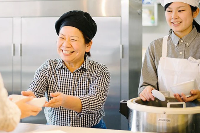 盛り付けられた料理
